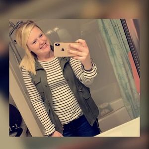 Meet your Posher, Mackenzie